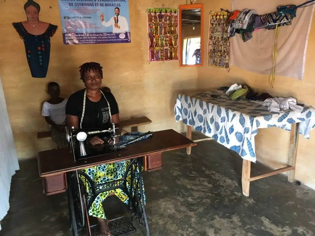 35049234_787536128106916_2039370782764695552_o