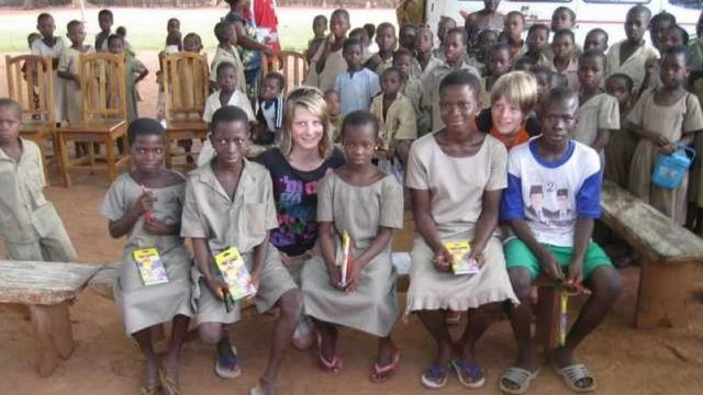 Enfant à parrrainer par la fam. Ruffieux