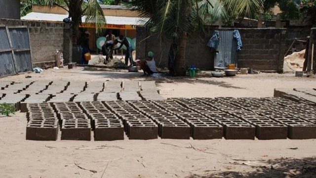 Terrain Centre d’accueil + construction