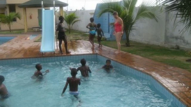 Sortie piscine avec les enfants