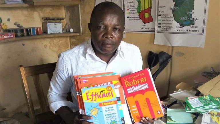 Distribution matériel scolaire