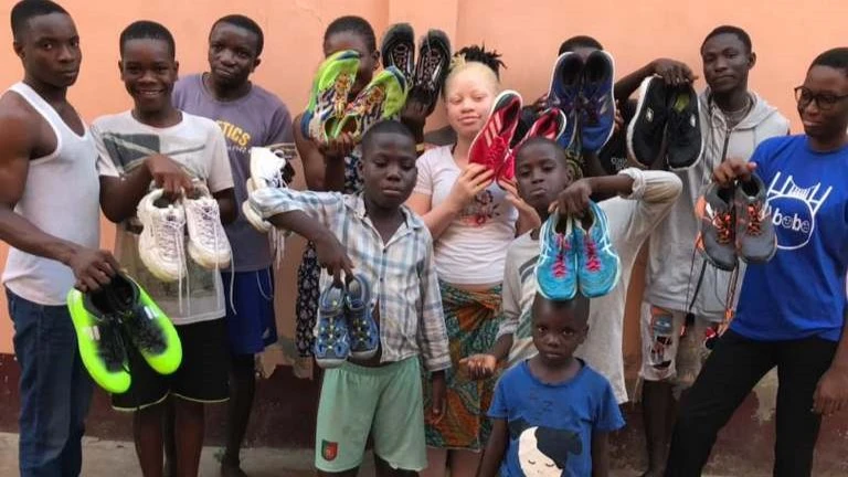 Les enfants au centre